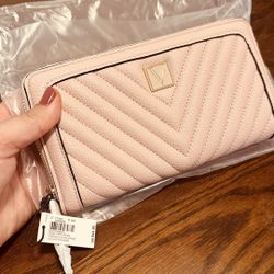 Victoria’s Secret Pink Wallet