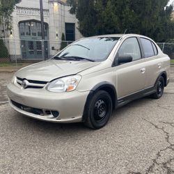 2003 Toyota Echo 