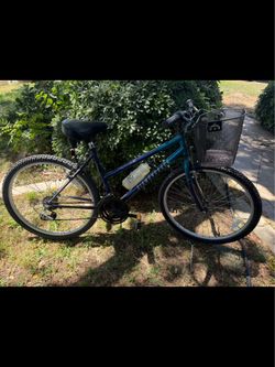 26’ diamondback mountain bike in good shape