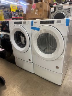Set front load Whirlpool / Amana white w 27 GAs