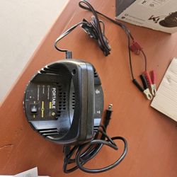 Minn Kota MK 110PD. Battery Charger