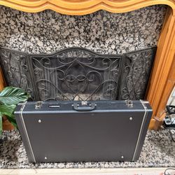 Road Runner RRGS6 6-Guitar Stand Case – Black Tolex (Excellent)