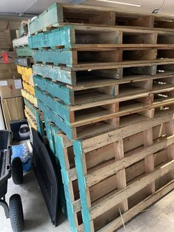 Execellent Condition pallets more now