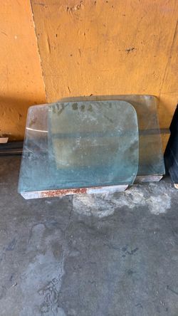 Square Body Gm truck door glass