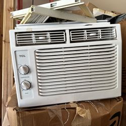 Wall Mount Air Conditioner