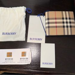 Burberry Men wallet