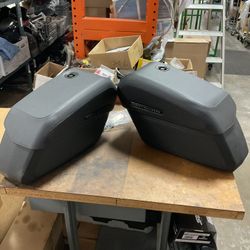 Harley Davidson Detachable’s Locking Saddlebags