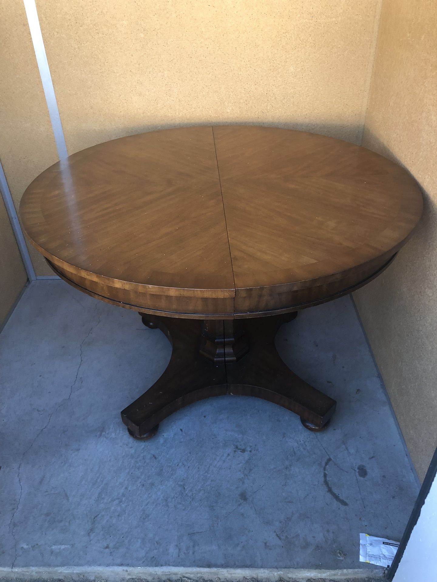 Dining Room Table and Chairs