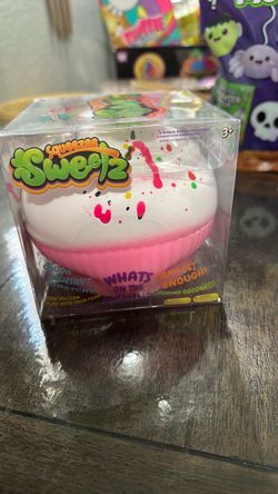 Squishy cupcake