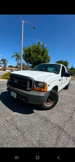 2000 Ford F250 Pickup truck