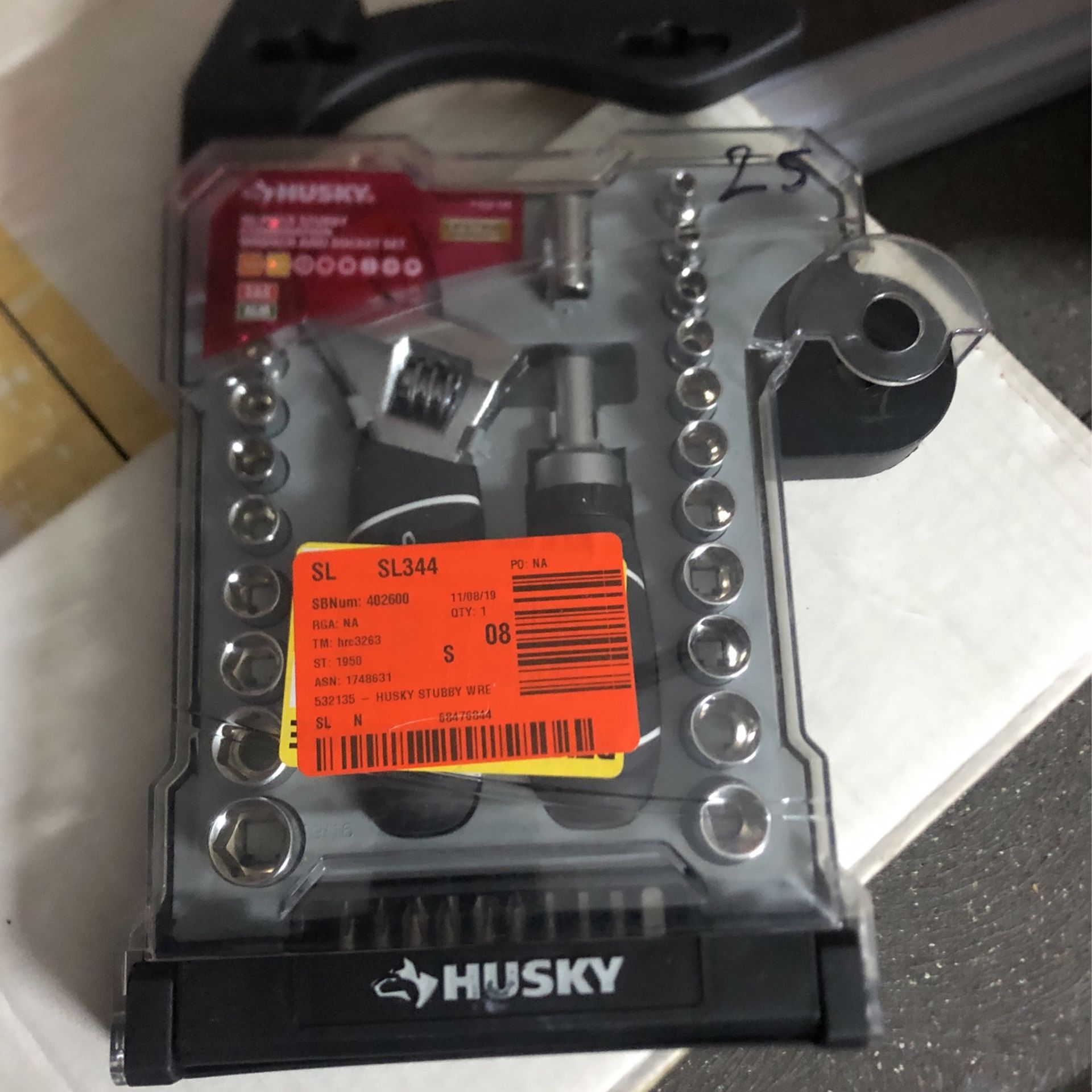 1/4 and 3/8” 46pcs Wrench and Socket Set 