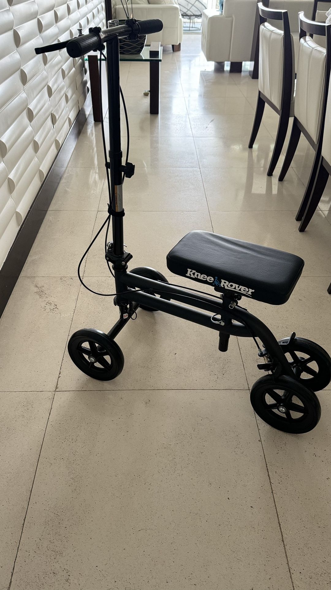 KneeHoover Adult Knee Walker, Black