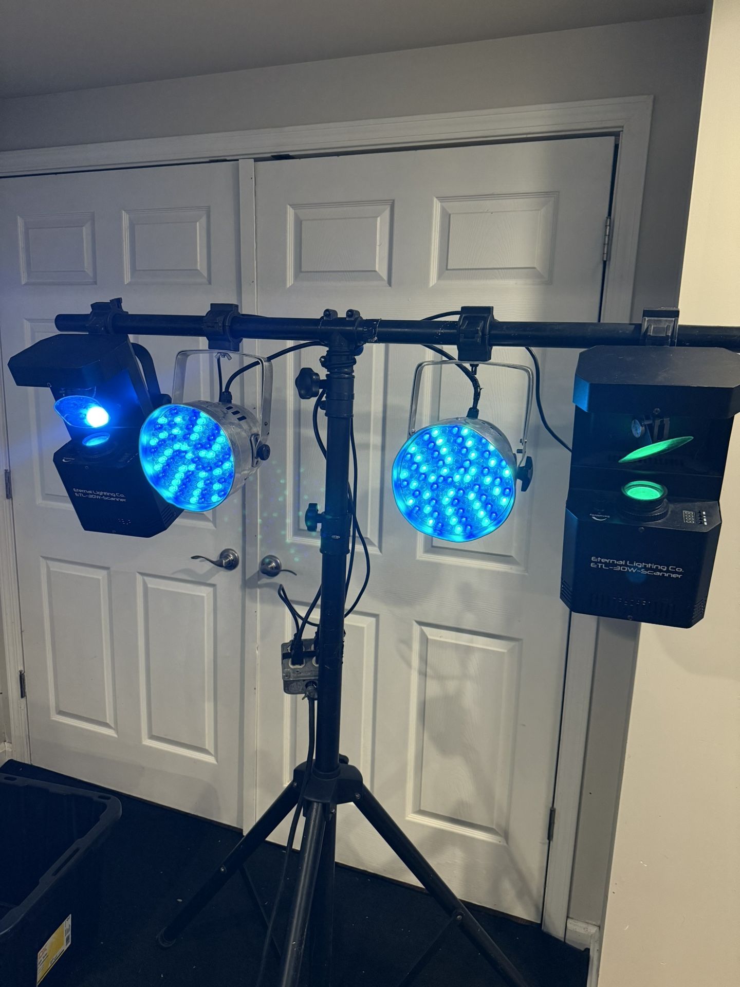 Dj Light bar, Pars And Moving Head Stand