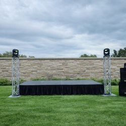 Stage , Escenario  , tarima