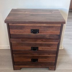 Nightstand / Dresser
