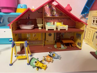 Bluey ultimate house