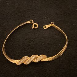 6” Goldtone Bracelet With Rhinestones ,by Avon 