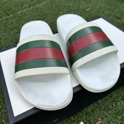 Gucci Flip Flops Size 8