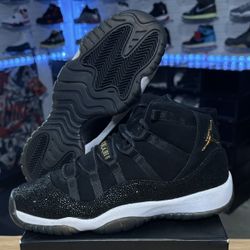 AIR JORDAN 11 RETRO HEIRESS SIZE 9 WMNS