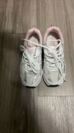 Pink New Balance 530 Size 3.5 Y $45 OBO