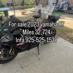 Yamaha R7