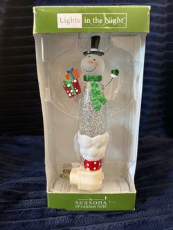 Seasons of Cannon Falls Lights in the Night Snowman Bubble Night Light NIB