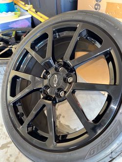 Cadillac CTS V Coupe Wheels