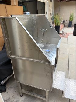 Professional Dog Washing Statiom