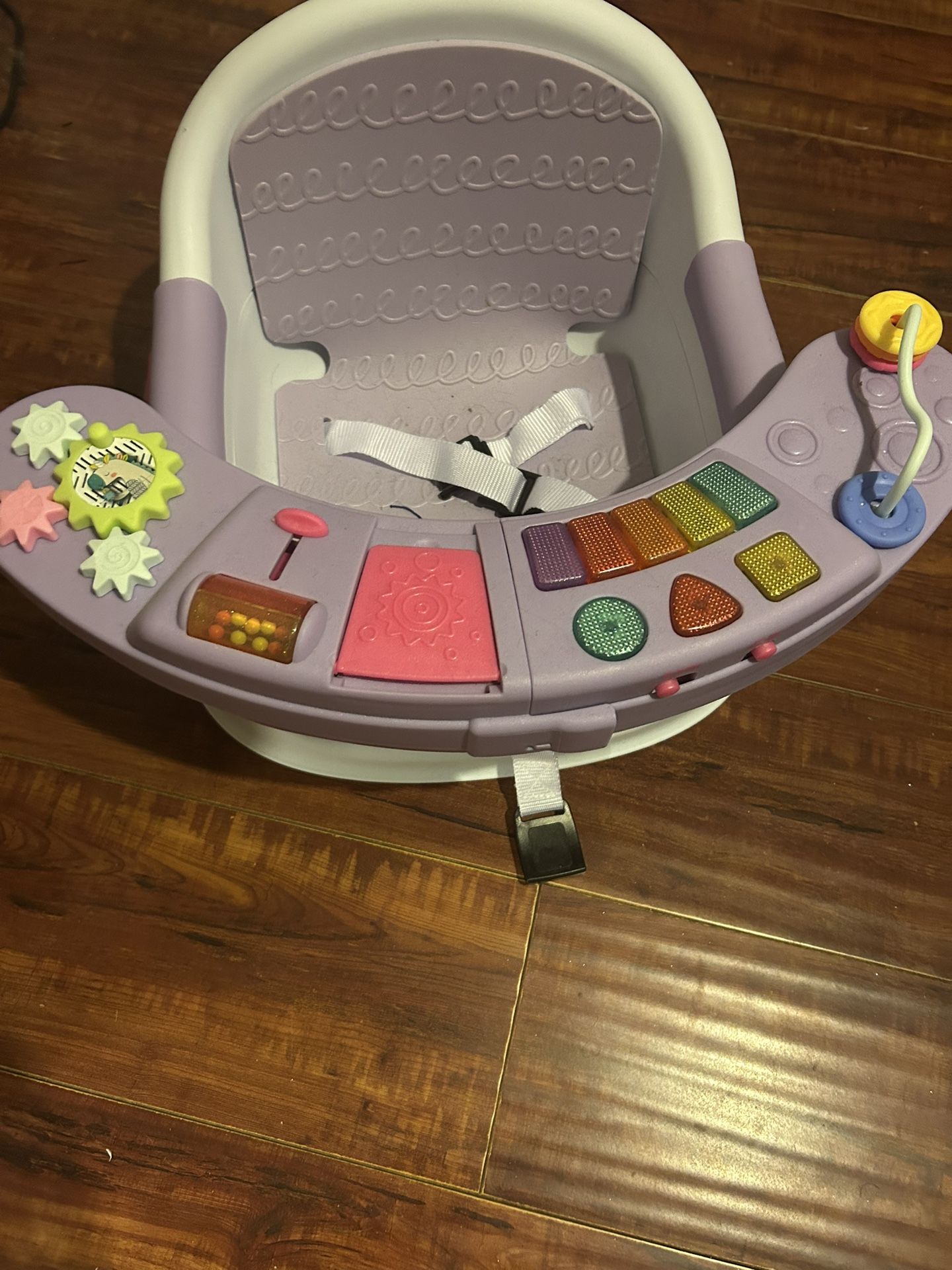 Infantino Music & Lights Seat And Booster