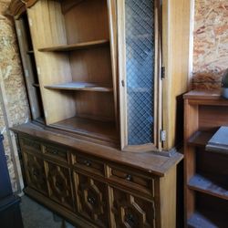 Very Nice Excellent Condition 2 Piece China Cabinet