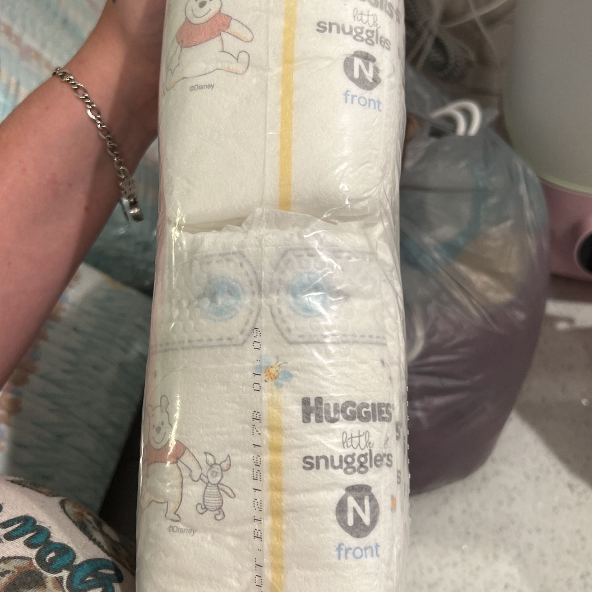 Huggies size 6 diapers for Sale in Oklahoma City, OK - OfferUp