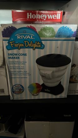 Snow Cone Maker $10