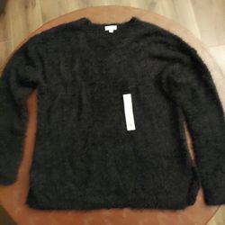 NEW SO V Neck Tunic Sweater Women's L 