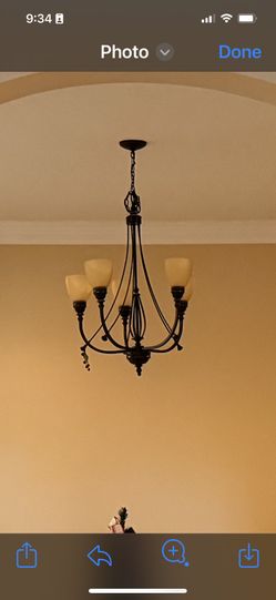 Chandelier light fixture