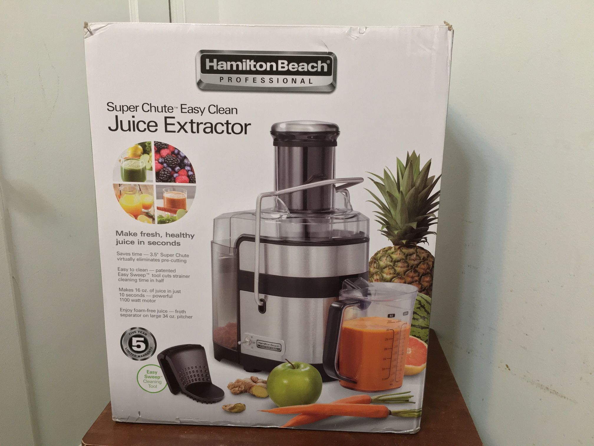 Hamilton Beach Professional Super Chute Easy Clean Juice Extractor