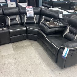 3 Pc Reclining Sectional