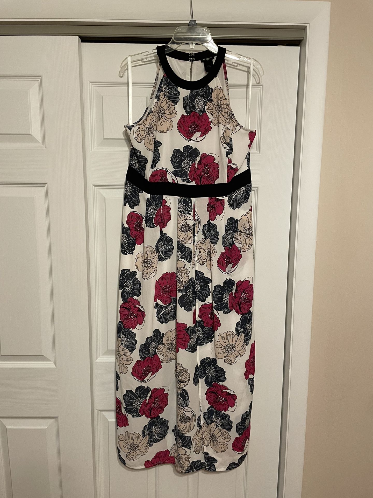 Ann Taylor Red & Gray Floral Maxi Dress - Size  12P