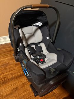 Nuna car seat