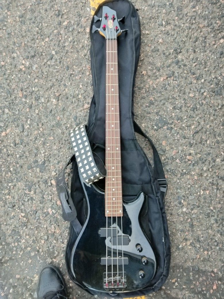 Stagg Electric Bass Guitar 