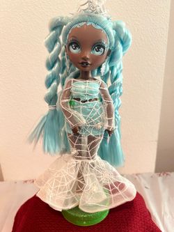 Rainbow High Doll