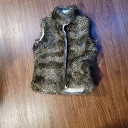 Womens Puffy Fur Vest Reversible