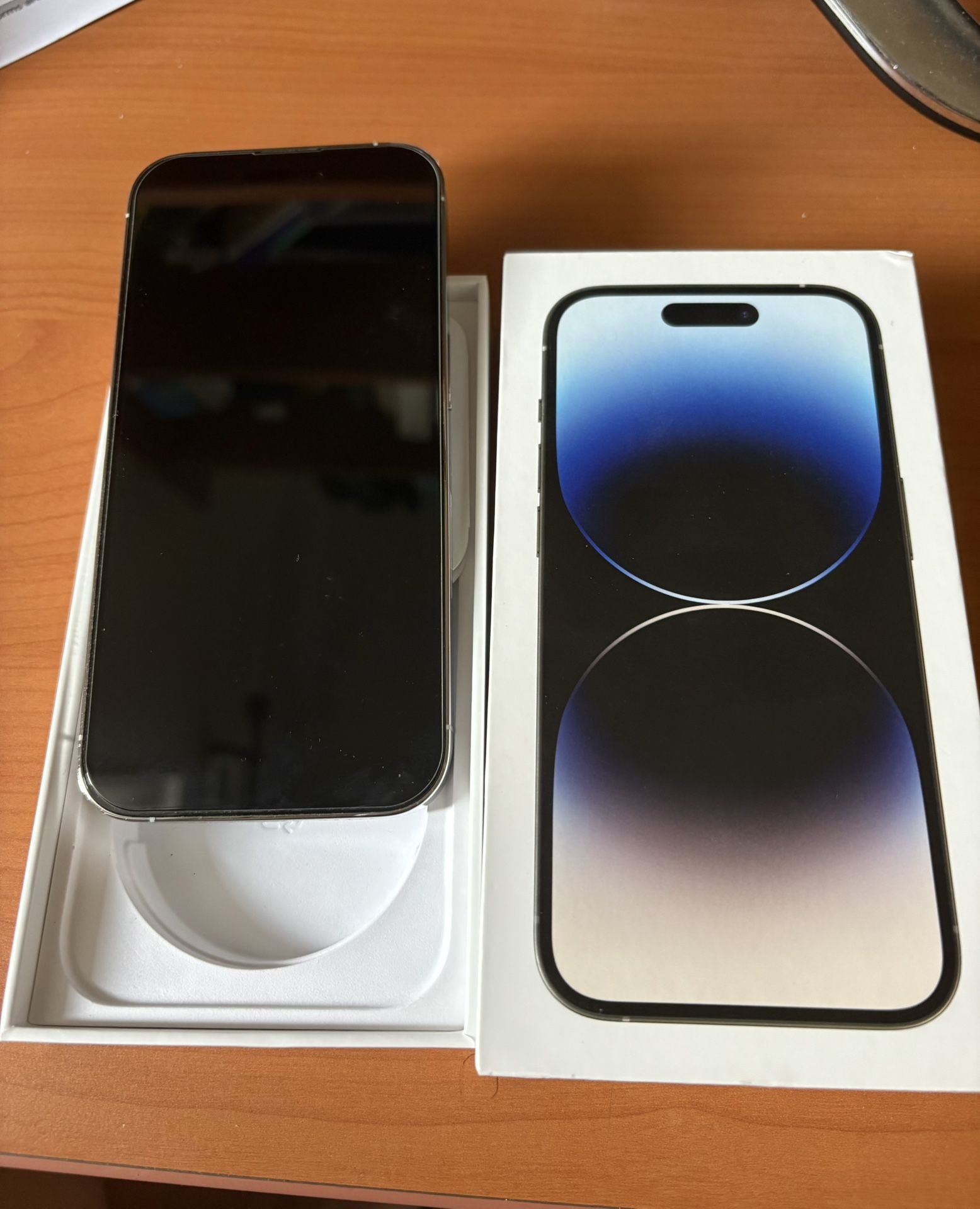 iPhone 14 Pro Unlocked