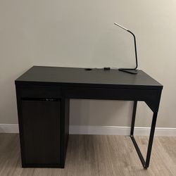 Desk, Black Brown, Good condition, Two drawers, side storage area
