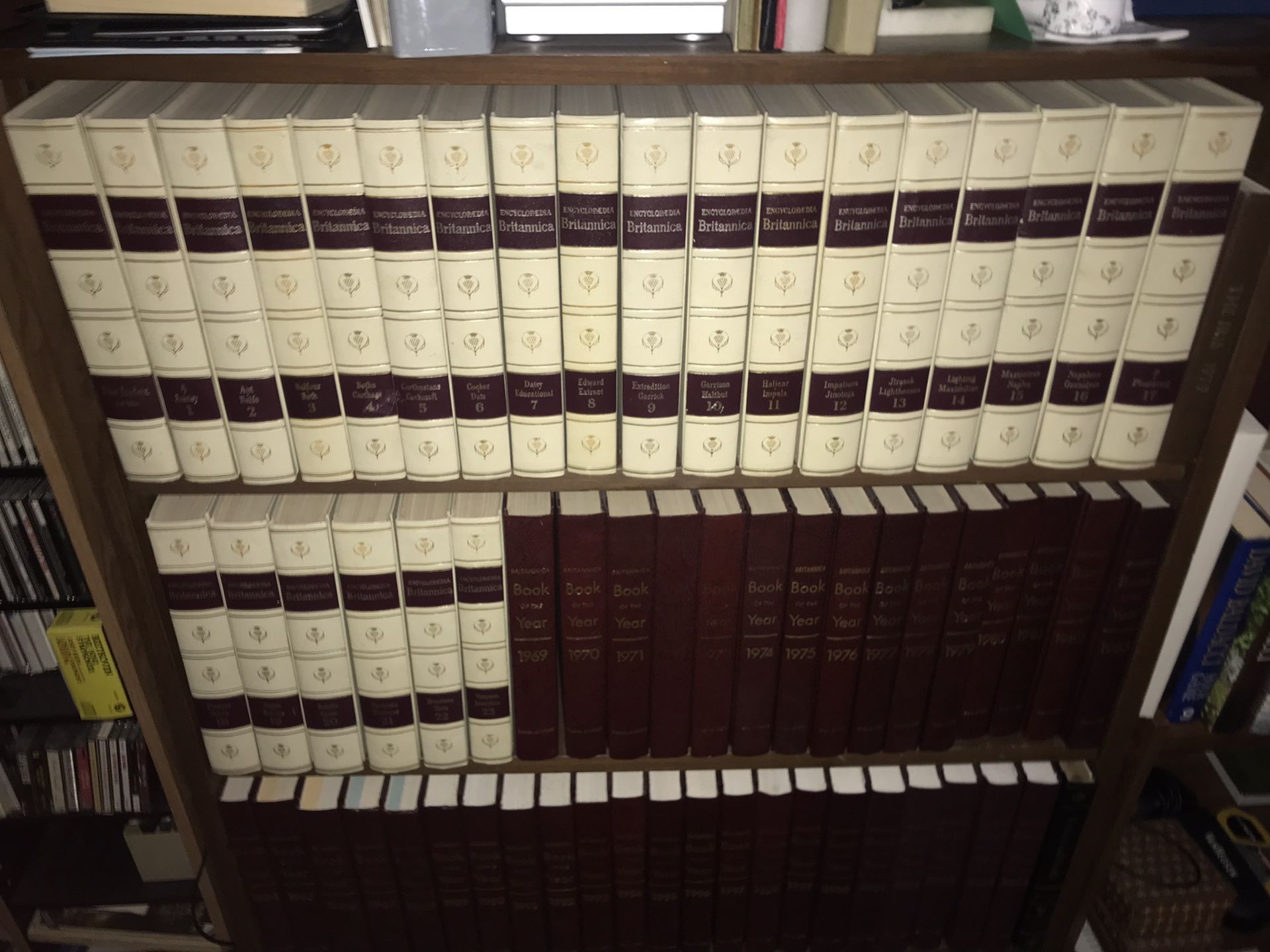 Encyclopedia Britannica 1968 complete set plus Book of Year 1969-2005. FREE!