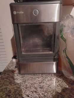 G&E Profile ice maker