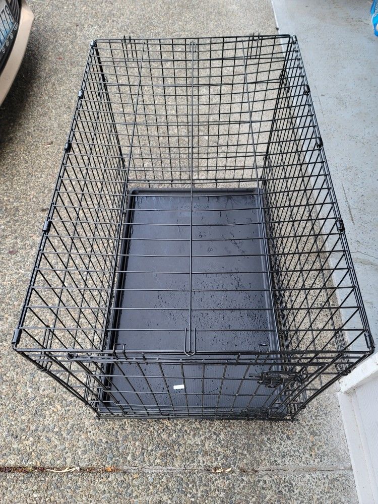Dog Kennel...Great Shape