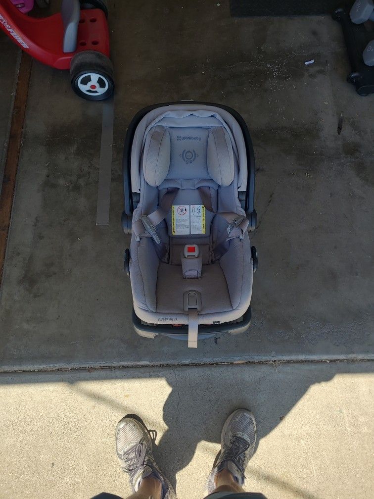 Uppababy MESA