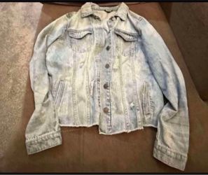 Juniors Jean jacket size small