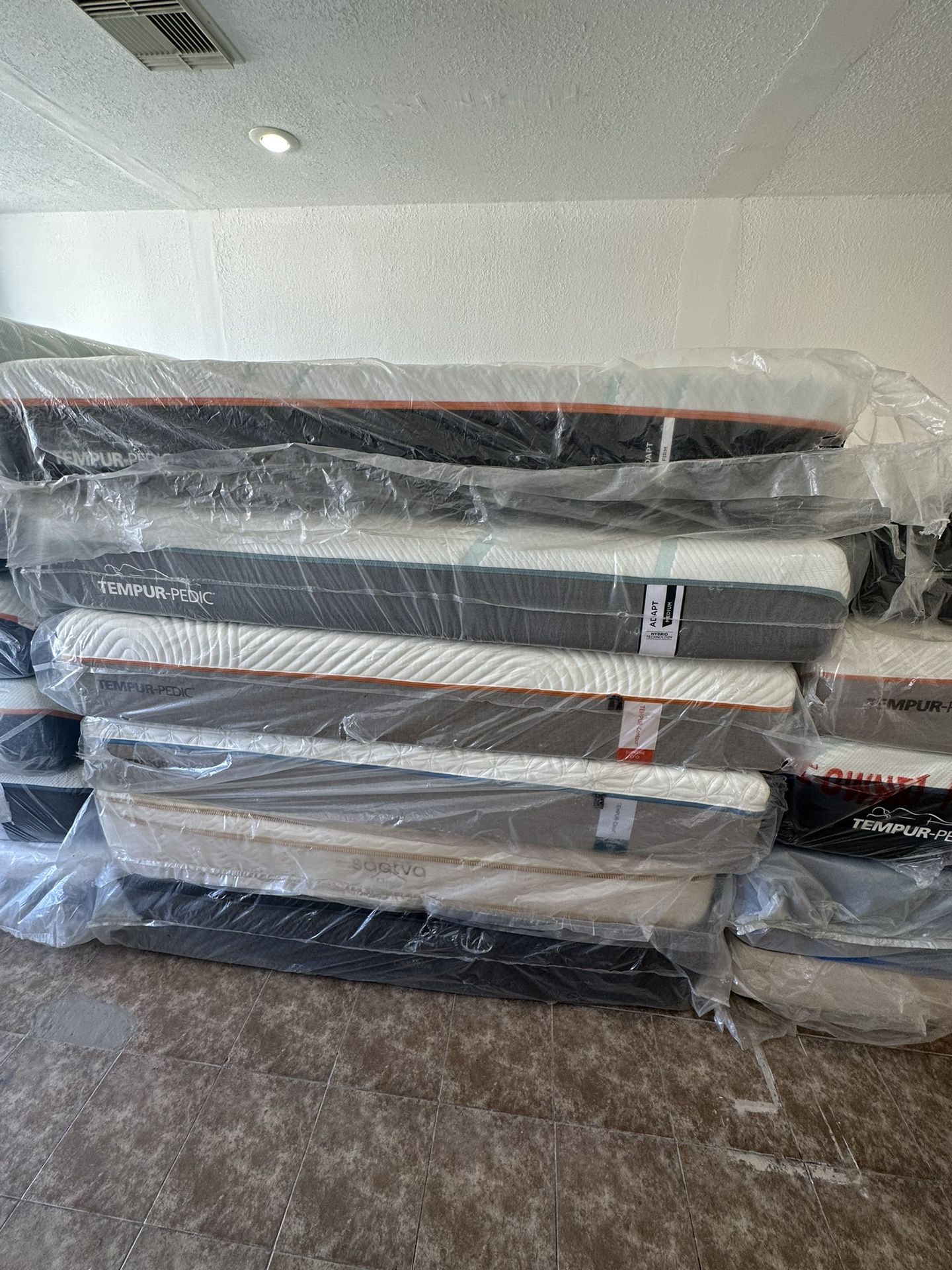 King Queen Size Tempurpedic ProAdapt, ProBreeze, LuxeBreeze Mattress Pro Breeze /Luxe Adapt /Pro Adapt /Adapt /cloud /Tempur pedic contour Supreme