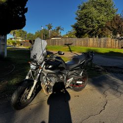 2006 Yamaha fZ6
